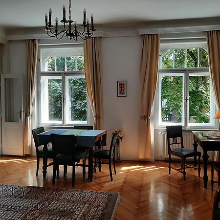 Boutique Apartment With Parking ブダペスト エクステリア 写真